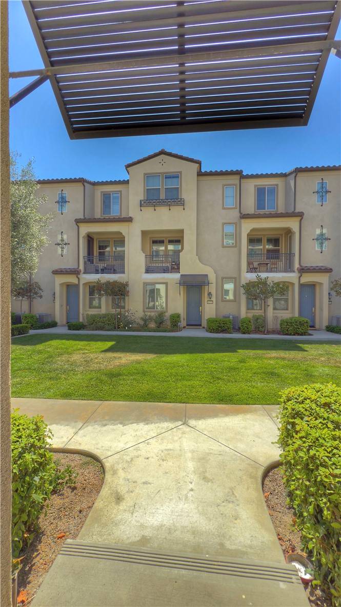 Yorba Linda, CA 92886,18314 Maidenhair Way