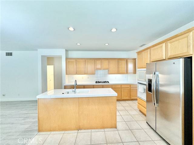 Irvine, CA 92620,9 Green hollow