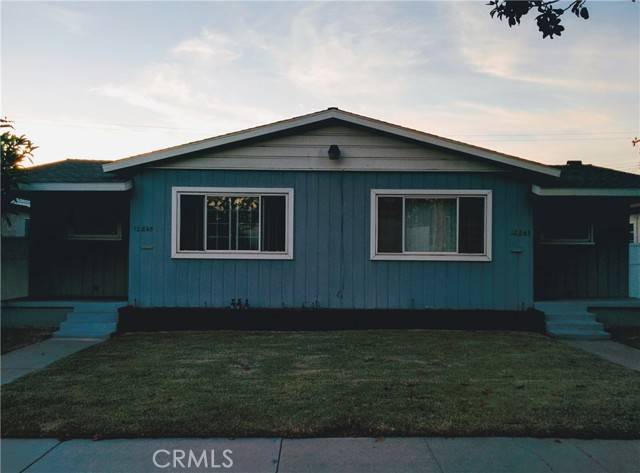 Downey, CA 90242,12843 Columbia Way