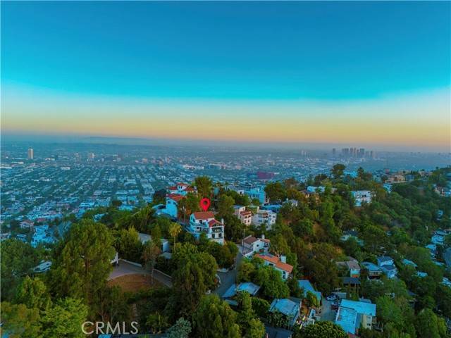 Los Angeles, CA 90046,8280 Grand View Drive
