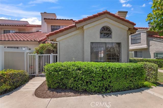 Diamond Bar, CA 91765,22928 Estoril Drive #5