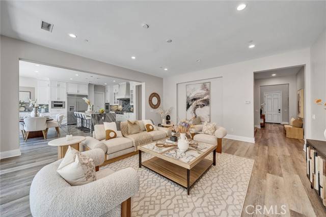 Tustin, CA 92782,61 Windwalker Way