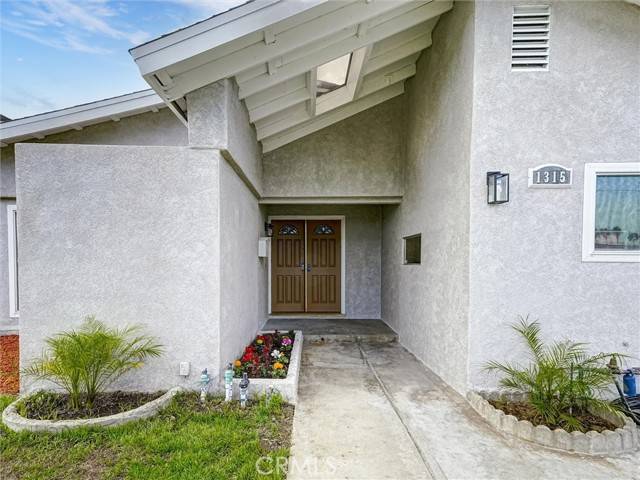 Hacienda Heights, CA 91745,1315 Ameluxen