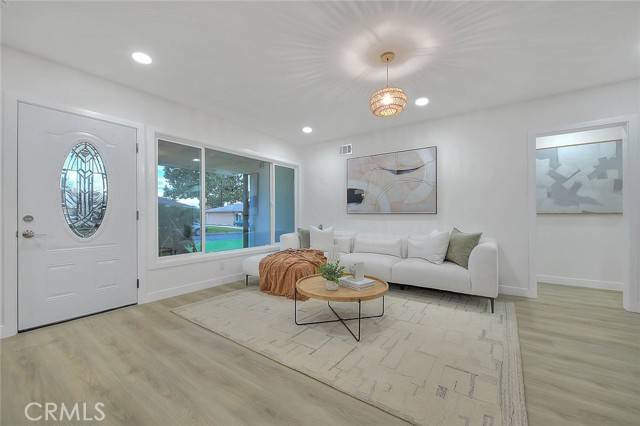 Whittier, CA 90601,5503 Mesagrove