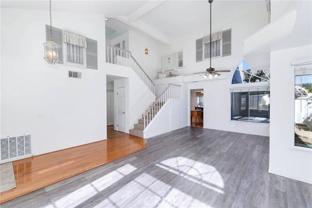 Murrieta, CA 92563,39625 Ranchwood Drive