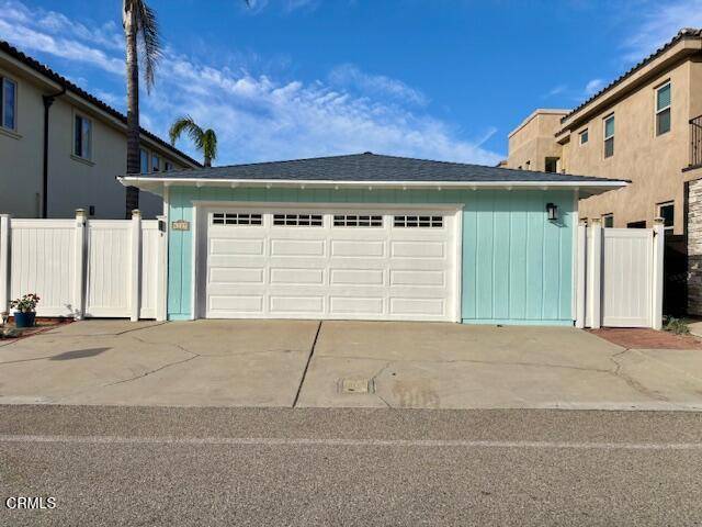 Oxnard, CA 93035,5227 Breakwater Way