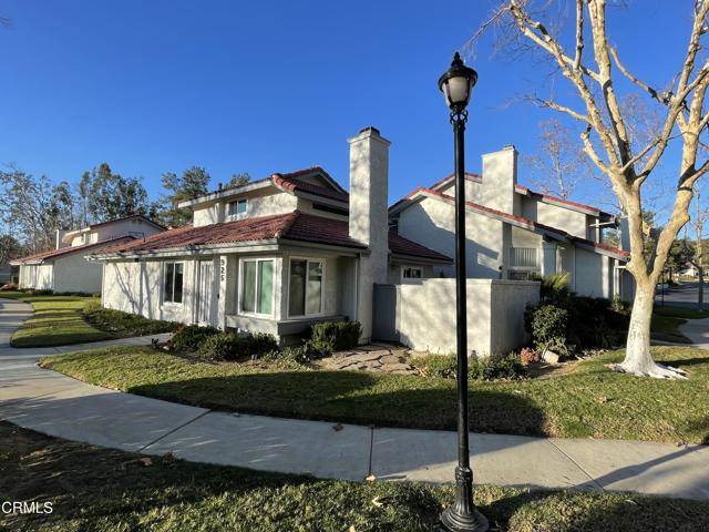 Oak Park, CA 91377,925 Quarterhorse Lane