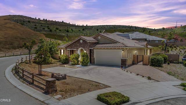 Simi Valley, CA 93065,566 Purple Sage Lane