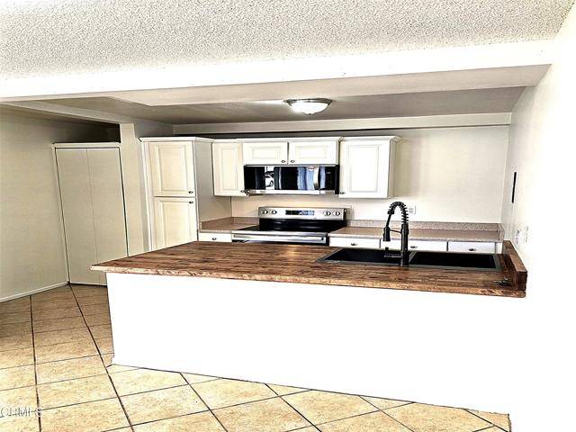 Port Hueneme, CA 93041,2573 Tiller Avenue
