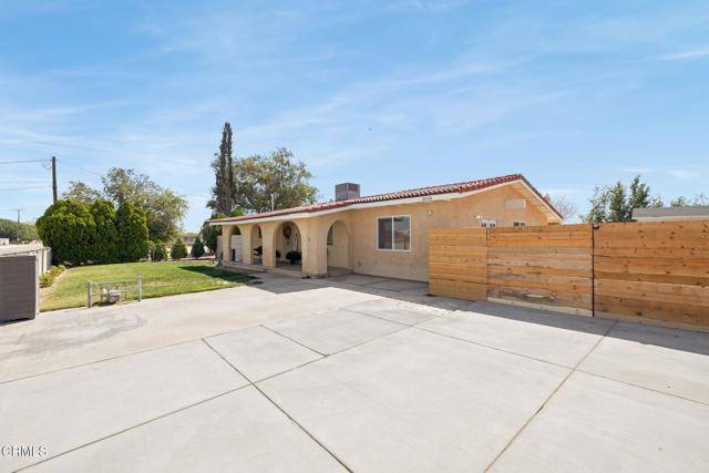 Lancaster, CA 93535,3018 E Avenue H4