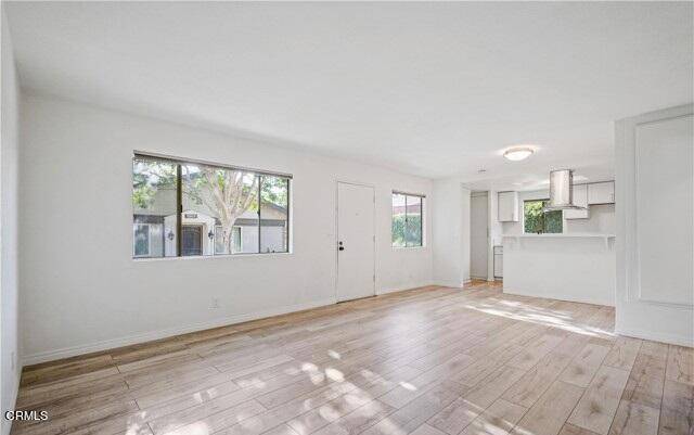 Simi Valley, CA 93063,5977 Nelda Street #1