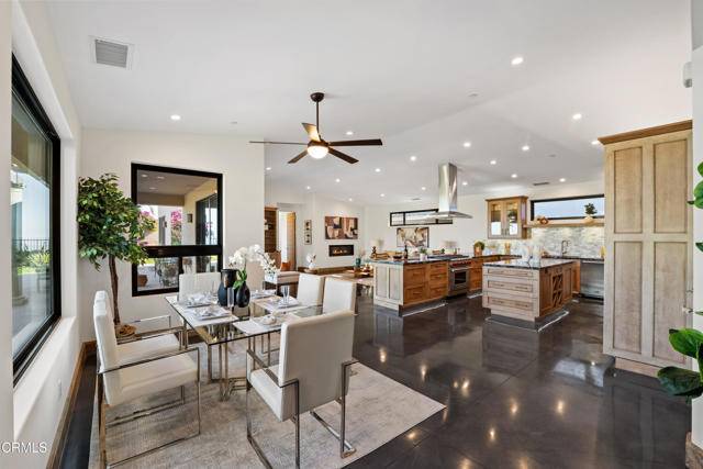 Ventura, CA 93003,5572 Rainier Street