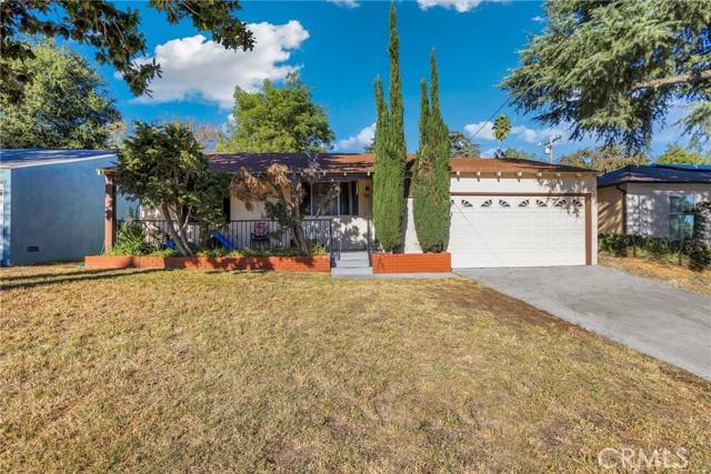 Altadena, CA 91001,445 W Mariposa Street