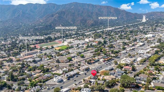 La Crescenta, CA 91214,2757 Foothill Boulevard