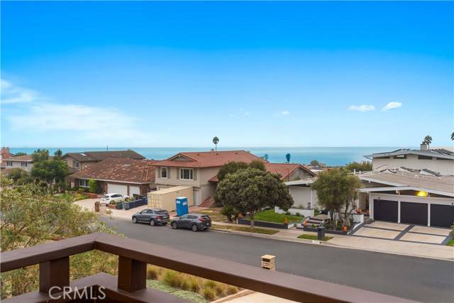 Rancho Palos Verdes, CA 90275,30036 Via Borica