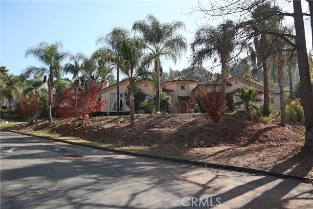 Glendora, CA 91740,617 Los Cerritos Road