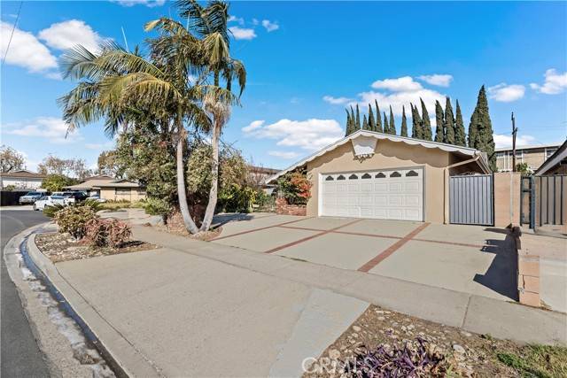 Tustin, CA 92780,1151 Mear Lane