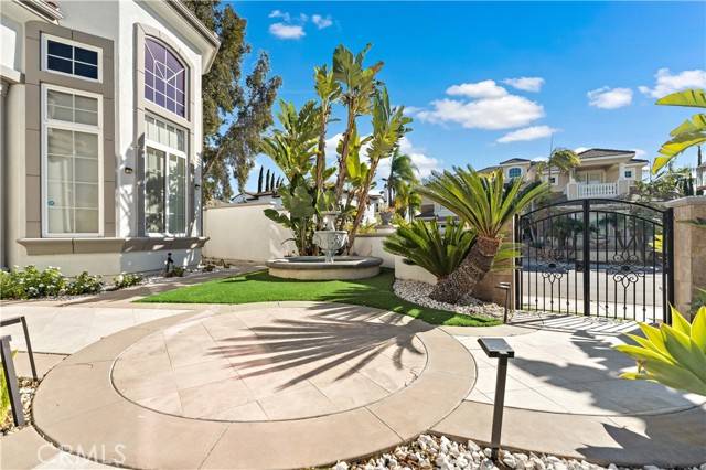 Yorba Linda, CA 92886,18665 Seabiscuit Run