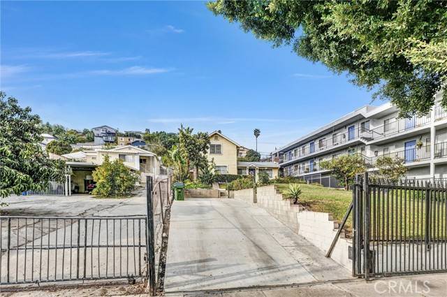 Los Angeles, CA 90032,5353 N Huntington Drive