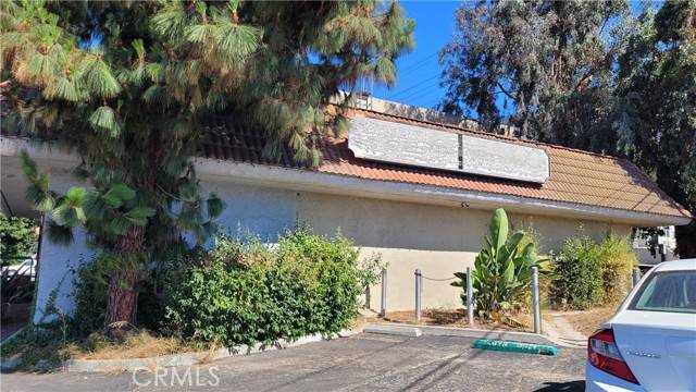 Anaheim, CA 92807,100 N Tustin Avenue