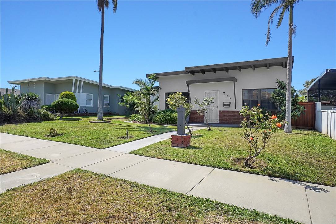 Gardena, CA 90247,806 W 132nd Street
