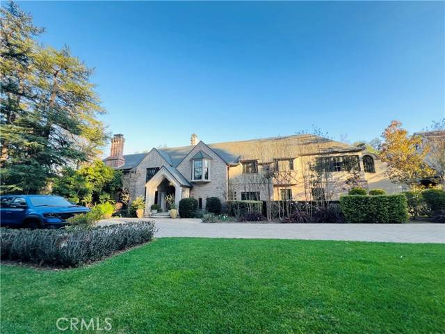 La Canada Flintridge, CA 91011,4110 Woodleigh Lane