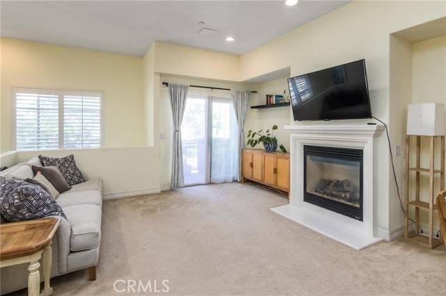 Sherman Oaks, CA 91411,15248 Clark Street #104