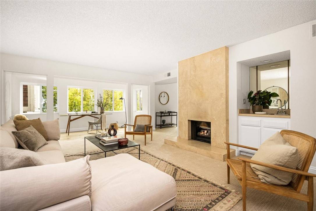 Marina Del Rey, CA 90292,4050 Via Dolce #241