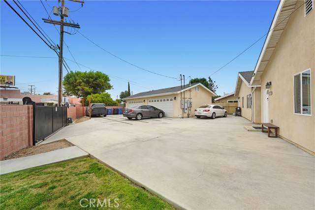 Chatsworth (los Angeles), CA 91311,21733 Tuba Street
