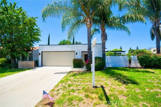 Northridge (los Angeles), CA 91324,9539 Gladbeck Avenue