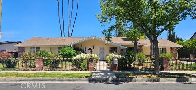Woodland Hills (los Angeles), CA 91367,23511 Berdon Street