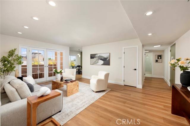 West Hollywood, CA 90069,1010 Palm Avenue #207