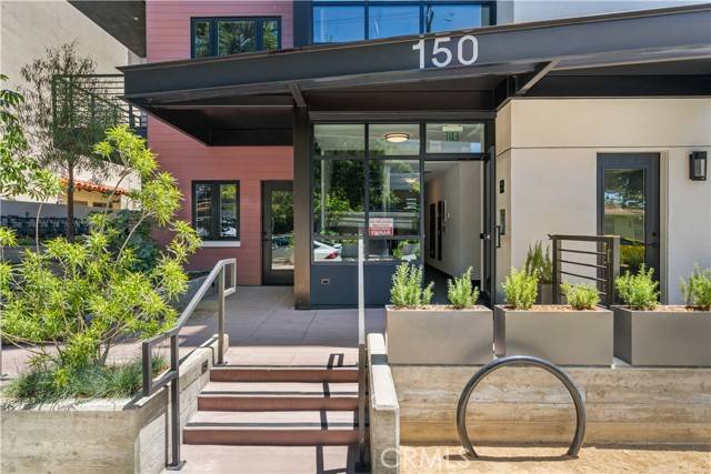 Pasadena, CA 91101,150 S Oak Knoll Avenue #105