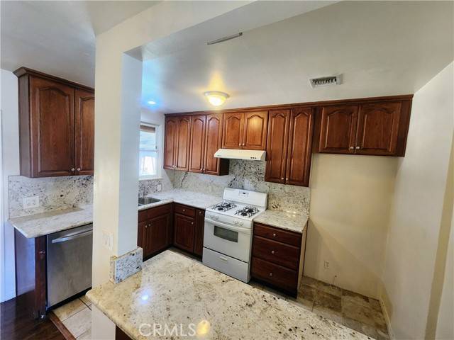 Monrovia, CA 91016,208 Brisbane Street