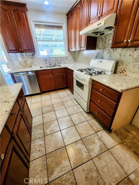 Monrovia, CA 91016,208 Brisbane Street