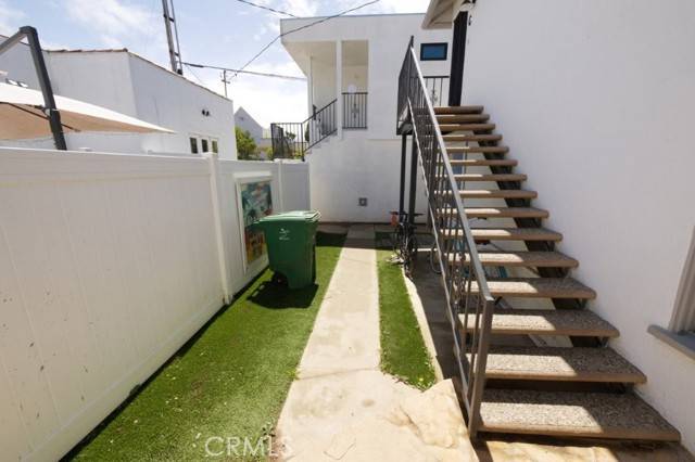 Santa Monica, CA 90402,728 Euclid Street #E