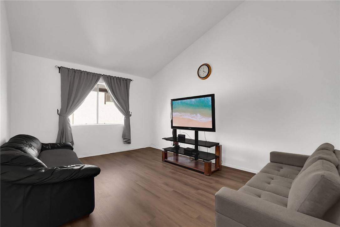 Covina, CA 91722,18707 E Arrow #55