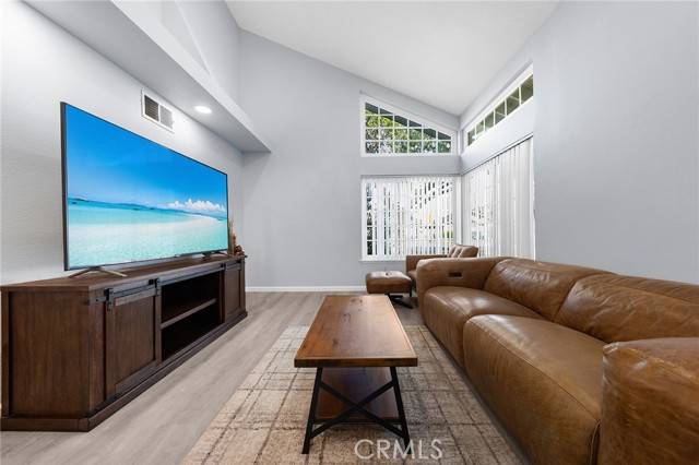 Ontario, CA 91761,2718 S Sandpiper Avenue