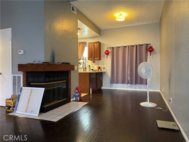 Baldwin Park, CA 91706,372 Park Shadow Court #44
