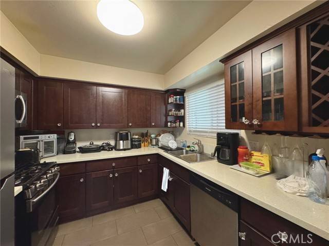 Montclair, CA 91763,9382 Shadowood Drive