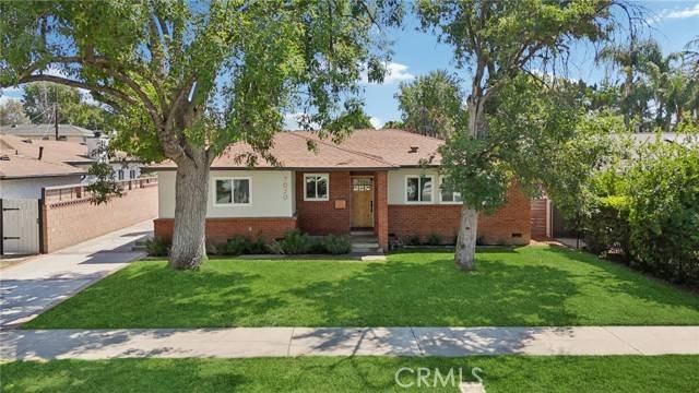 Van Nuys (los Angeles), CA 91406,7020 Encino Avenue