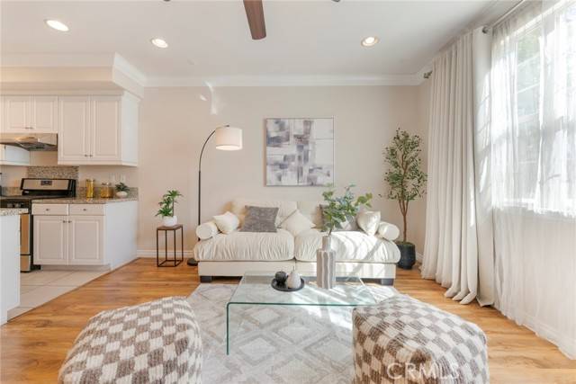 Azusa, CA 91702,869 E Mountain Way #D