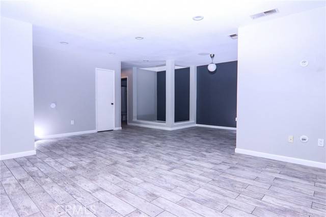 Ontario, CA 91762,952 Cone Flower