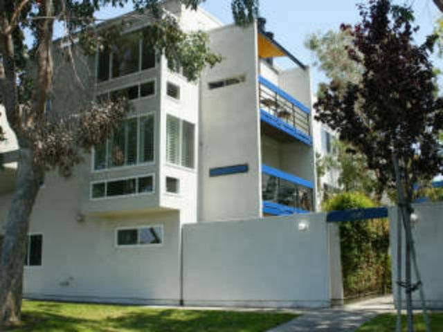 Foster City, CA 94404,1025 SHELL Boulevard #9