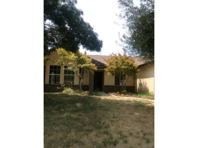 Visalia, CA 93292,843 N Manzanita Street