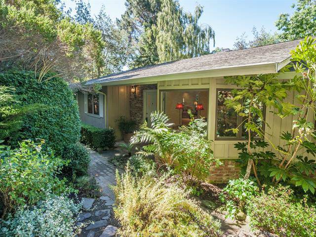 Hillsborough, CA 94010,455 MOSELEY Road