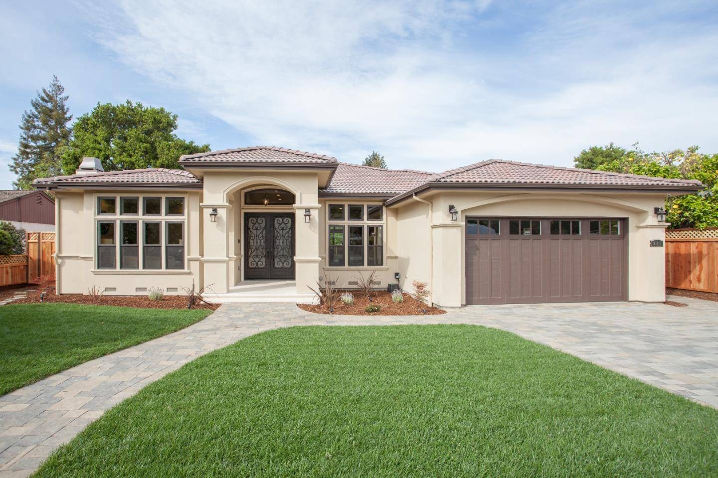 Los Altos, CA 94024,971 Stanley Avenue