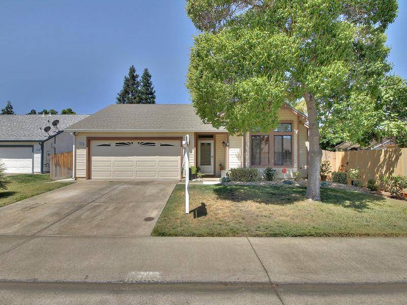 Elk Grove, CA 95758,9008 figtree Court