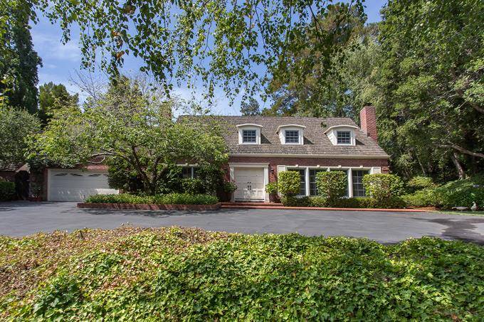 Hillsborough, CA 94010,15 Panorama Court