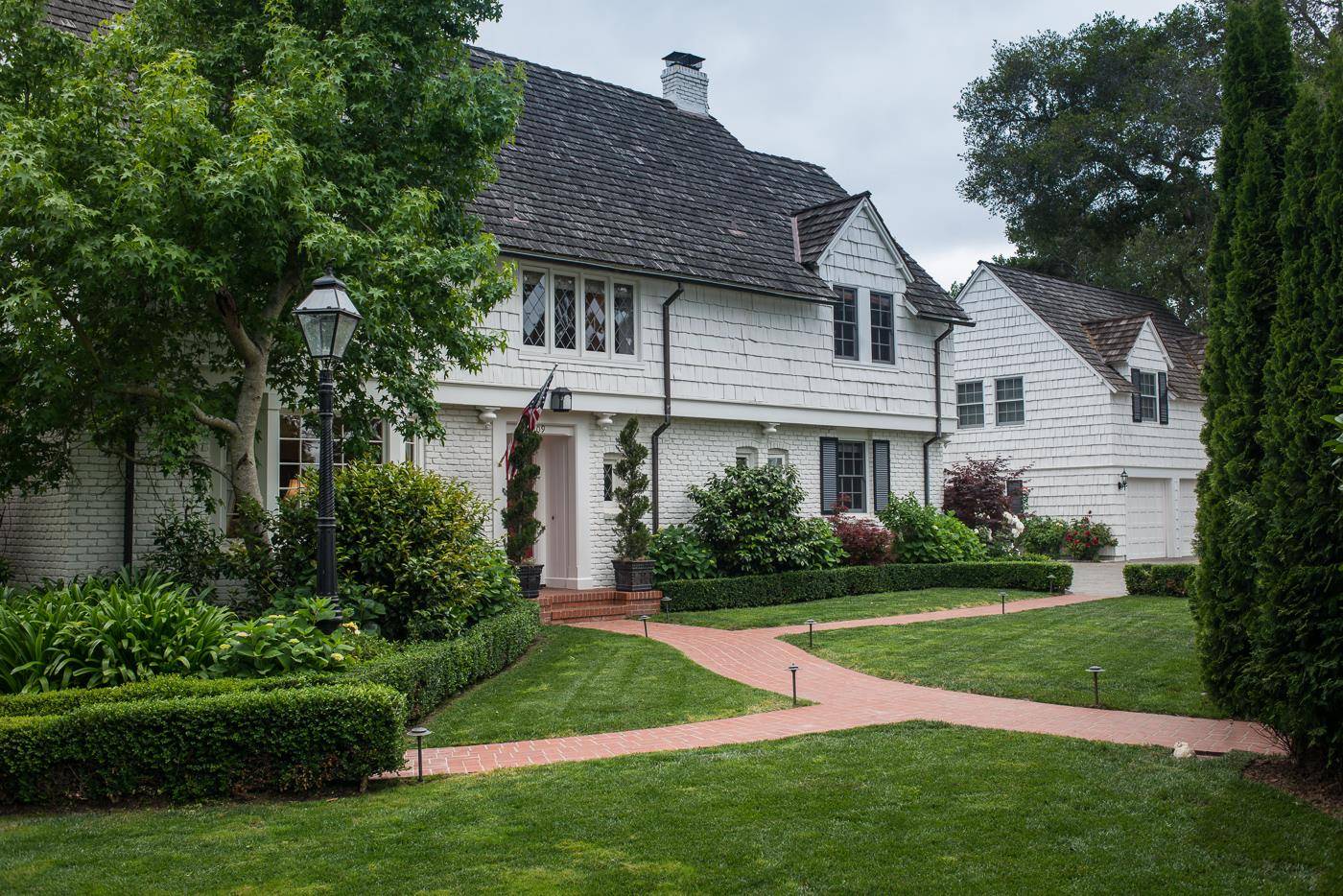 Hillsborough, CA 94010,109 De Sabla Road